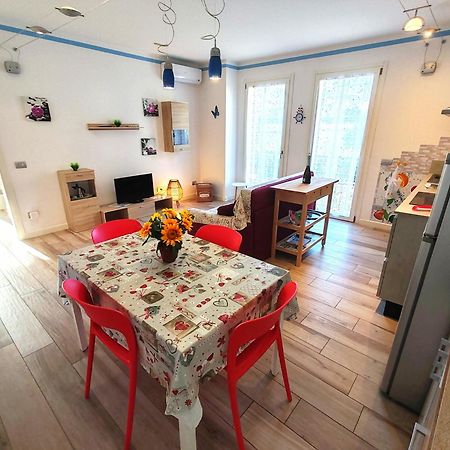 Butterfly Apt In Suna With Garage 韦尔巴尼亚 外观 照片