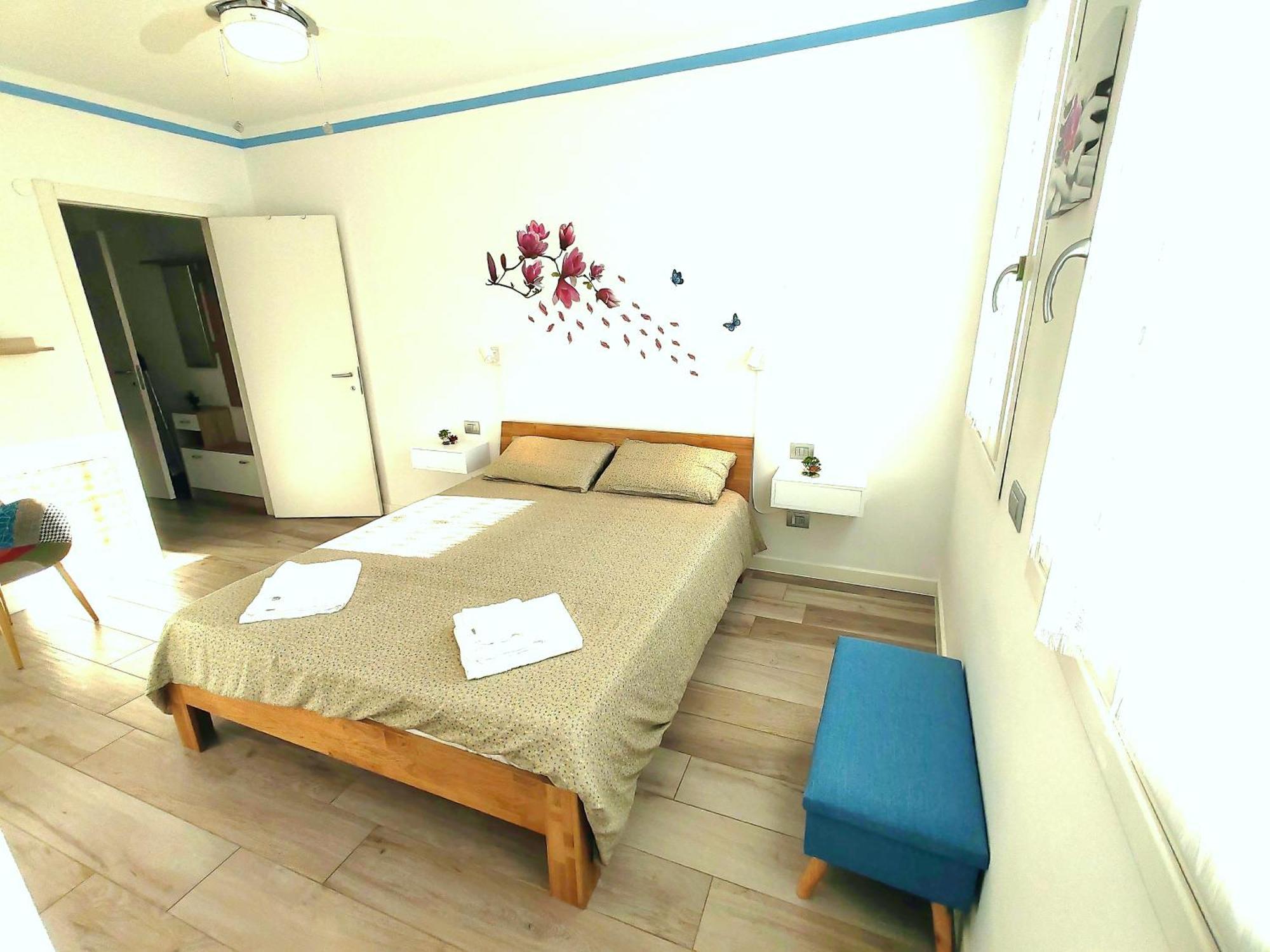 Butterfly Apt In Suna With Garage 韦尔巴尼亚 外观 照片
