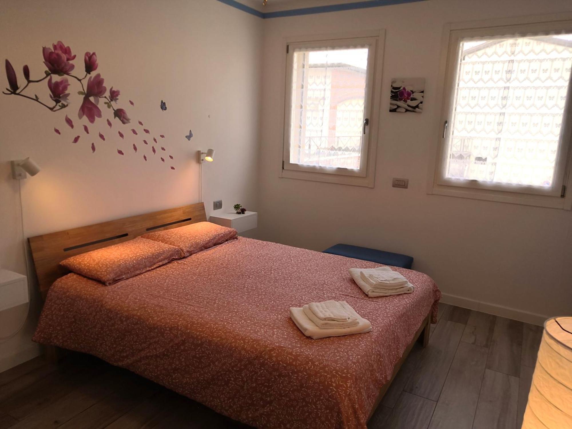 Butterfly Apt In Suna With Garage 韦尔巴尼亚 外观 照片